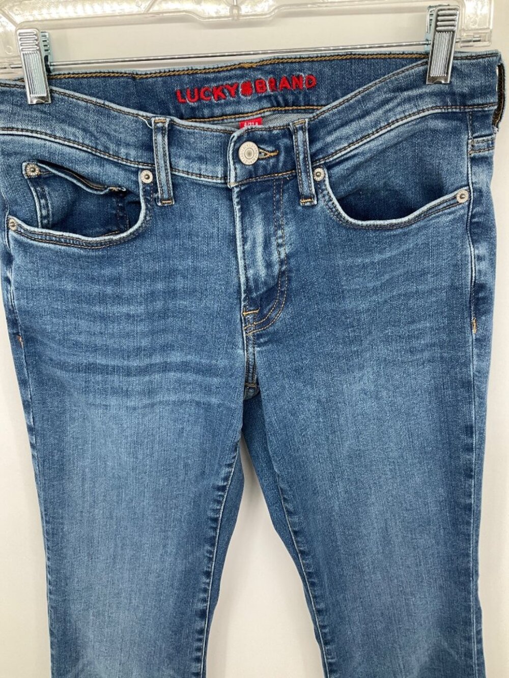 Lucky Brand size 4 (27) Sweet Mid-rise Bootcut Jeans Excellent condition - Picture 3 of 9